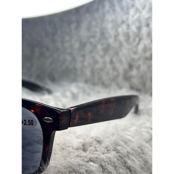 Yogo Vision Reader Sunglasses Women or Men, UV400 Tinted Reading Sunglasses 3-Pk - Picture 6 of 7